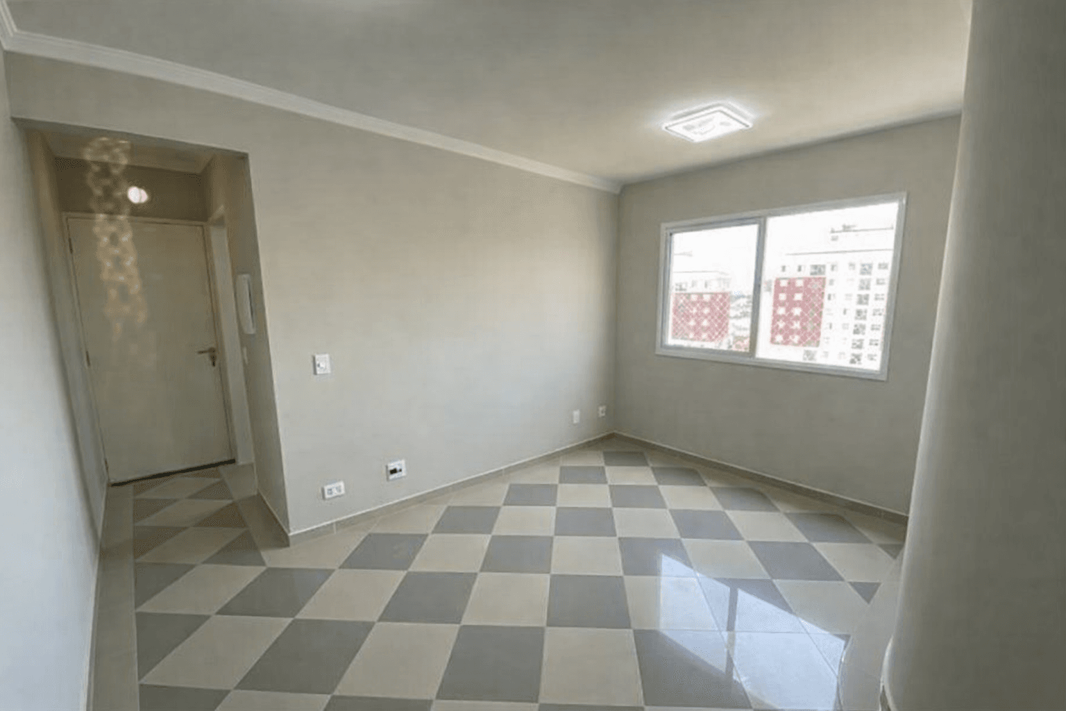 Sala de estar — outro ângulo